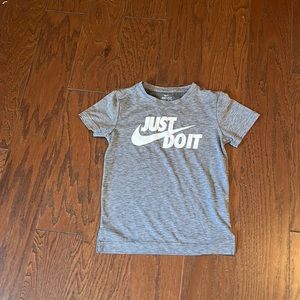 Gray Nike just do it shirt